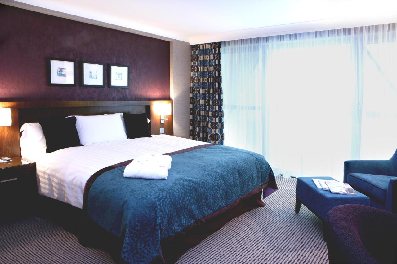 Crowne Plaza London - Gatwick Airport By Ihg Ξενοδοχείο Κρόουλι Εξωτερικό φωτογραφία