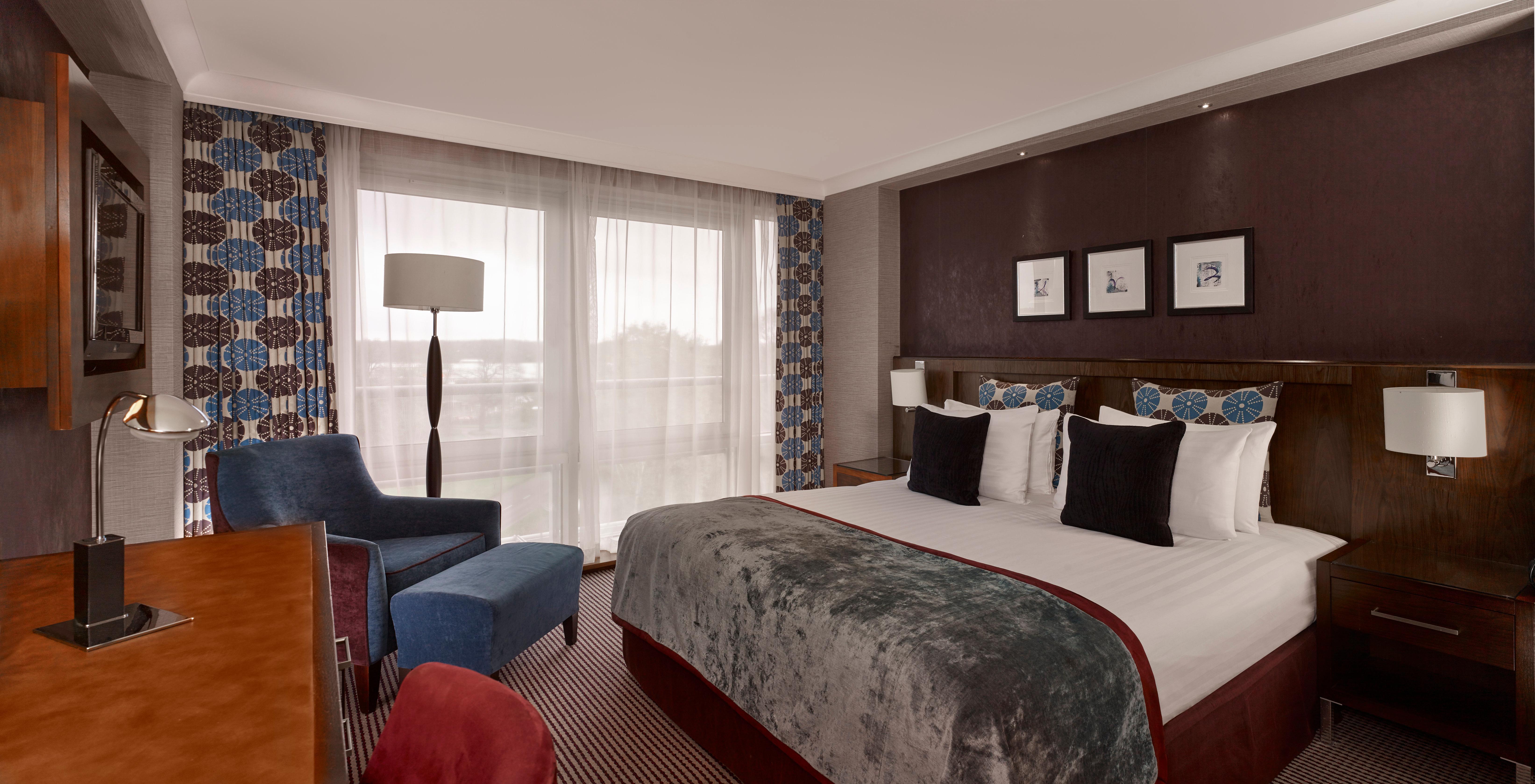 Crowne Plaza London - Gatwick Airport By Ihg Ξενοδοχείο Κρόουλι Εξωτερικό φωτογραφία