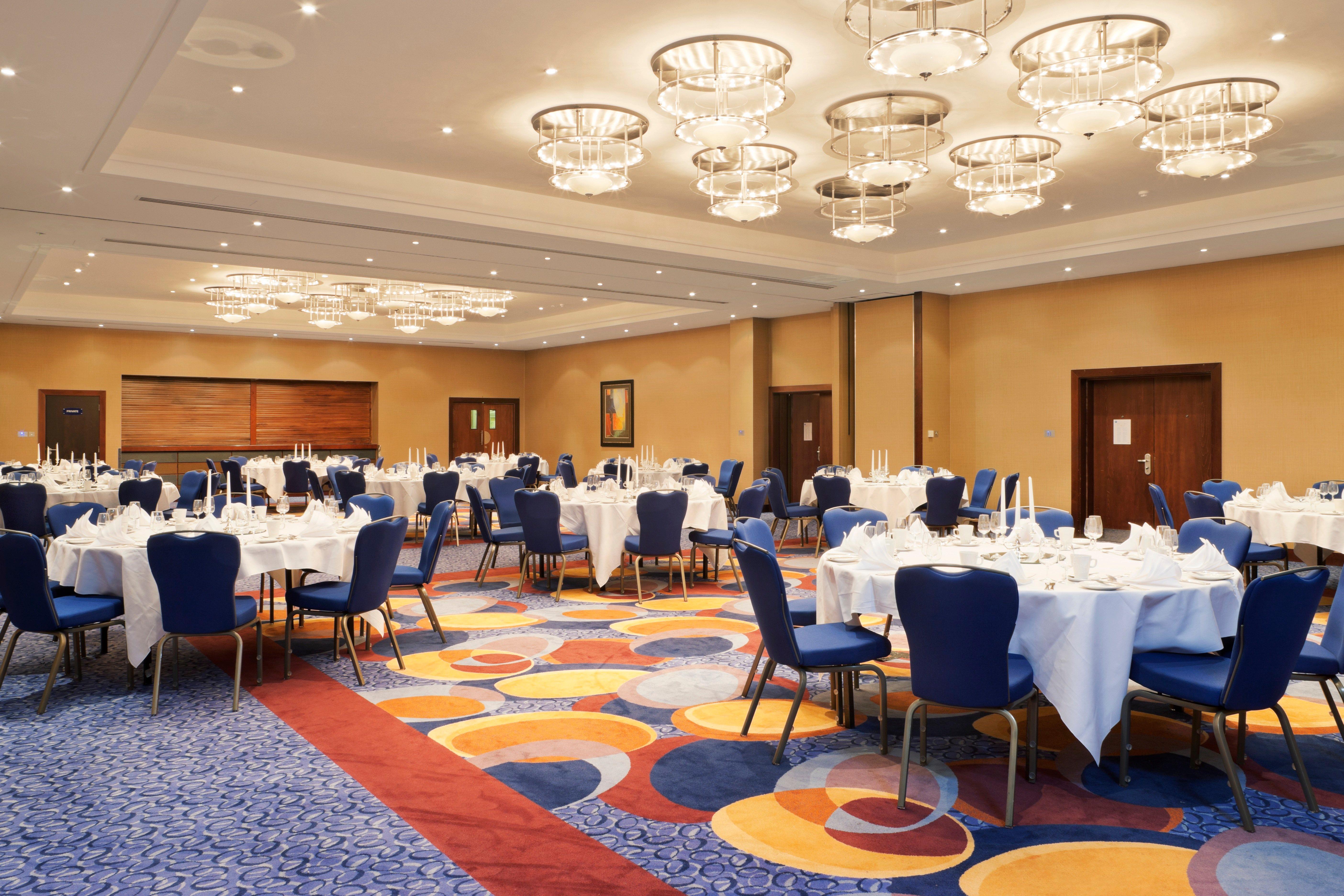Crowne Plaza London - Gatwick Airport By Ihg Ξενοδοχείο Κρόουλι Εξωτερικό φωτογραφία