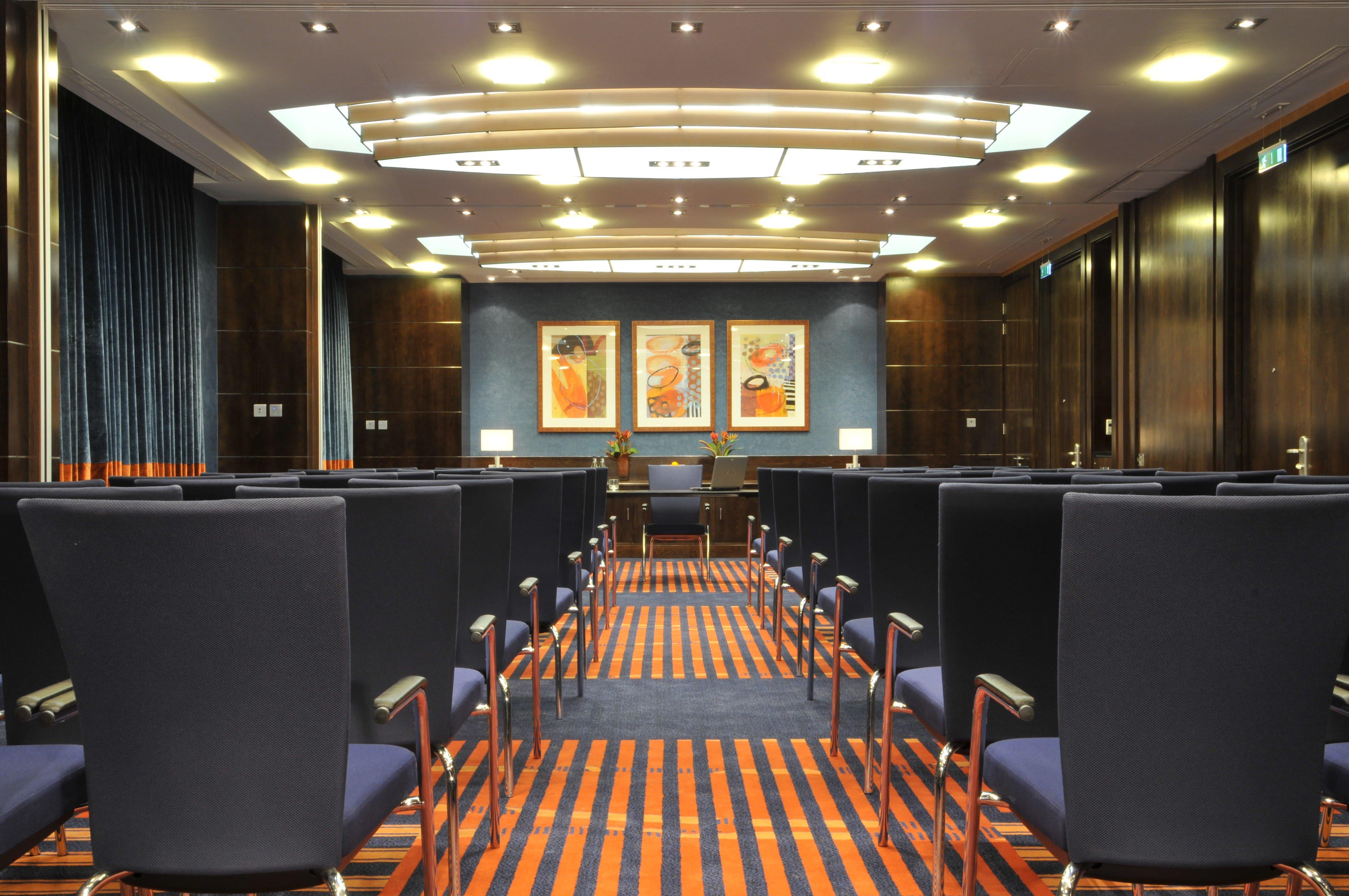 Crowne Plaza London - Gatwick Airport By Ihg Ξενοδοχείο Κρόουλι Εξωτερικό φωτογραφία